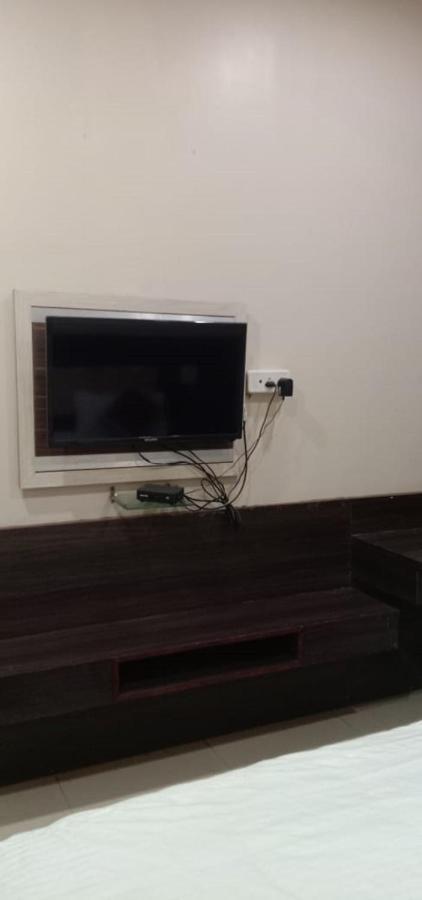 Jaya Palace Hotel By Wb Inn Dhaulpur Eksteriør billede